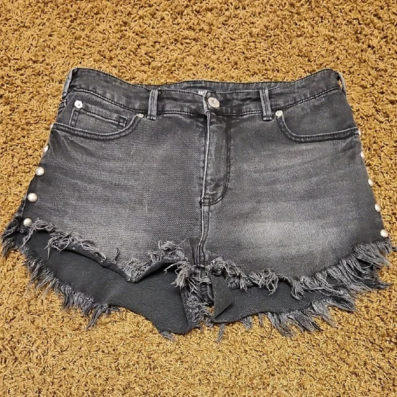 INC Denim | Stylish Black Frayed Denim Women Shorts | 29 - Picture 1 of 3